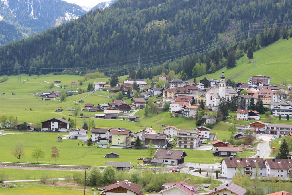 Appartementhaus Untere Tanne Lermoos Luaran gambar